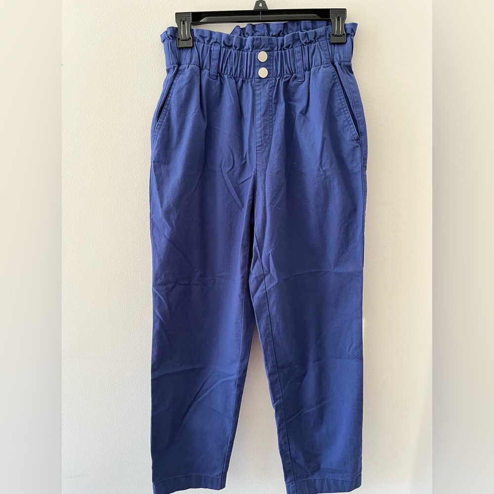 Paperbag waist pleated pants. Never worn.